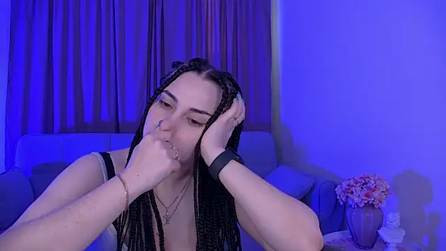 AdrianaToress' Live XXX Chat