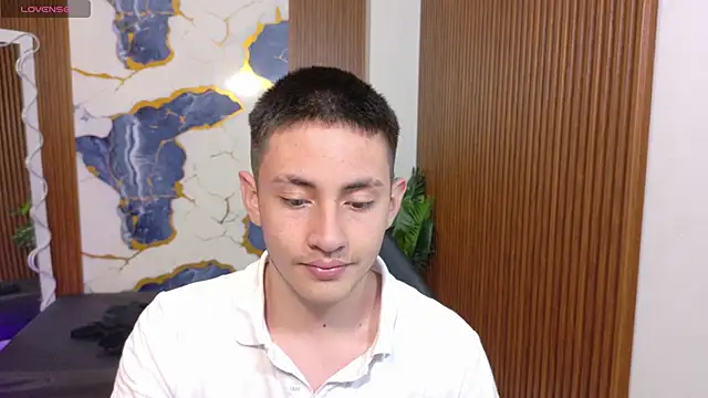دردشة Andres_Tay الجنسية المباشرة