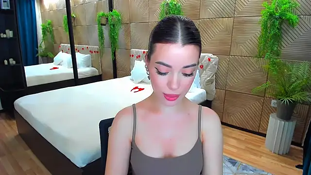 PutOnRepeat Live XXX Chat