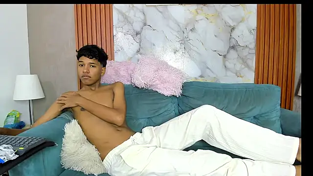 Chat +18 de BOUL_GUYS ao vivo