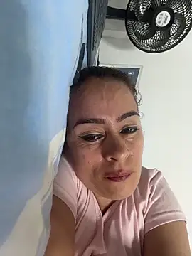 Natigoonzalez's Live XXX Chat