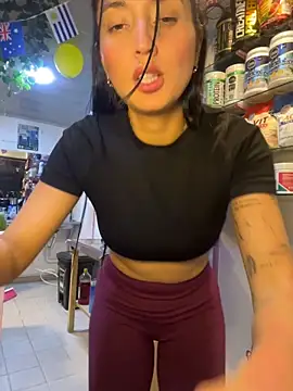 ANABOONCE_ লাইভ XXX চ্যাট