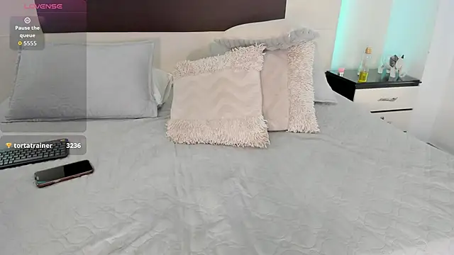 Živý XXX chat Sky_Loren