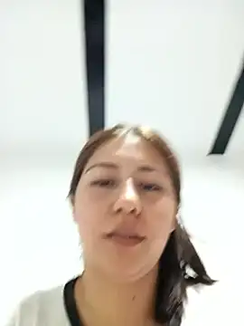 Sara_Brownx 现场XXX聊天