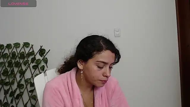 Sarabubbie 라이브 XXX 채팅