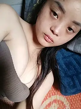 Traem-12 Adlı Modelin Canlı XXX Sohbeti