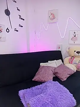 Sara_BlumのライブXXXチャット