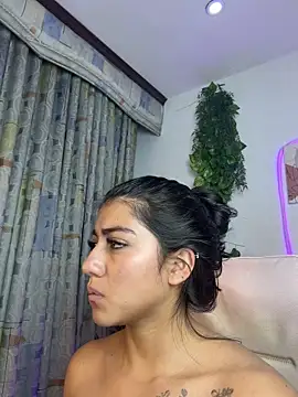 Chat XXX en directo de Quiinn_bx