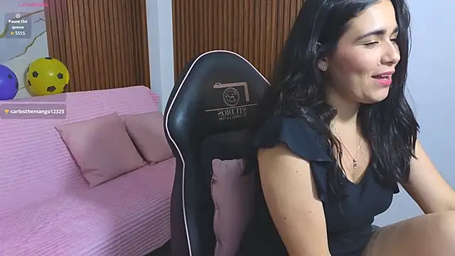 Chat +18 de Loren_Tay ao vivo