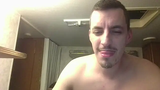 luverrboyyn Live XXX chat