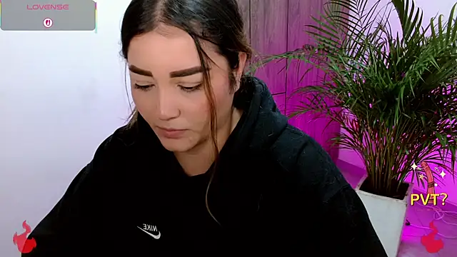 دردشة Lucia_star__ الجنسية المباشرة