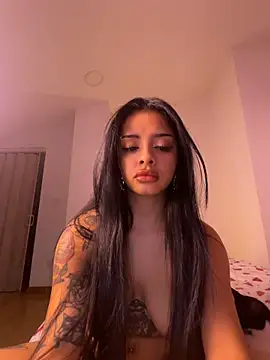 Amapola_999's Live XXX Chat