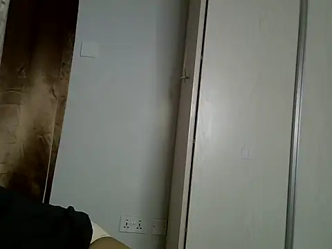 Sexy_Smiley2 即時 XXX 聊天