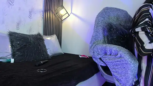 NahomyCarther's Webcam Show