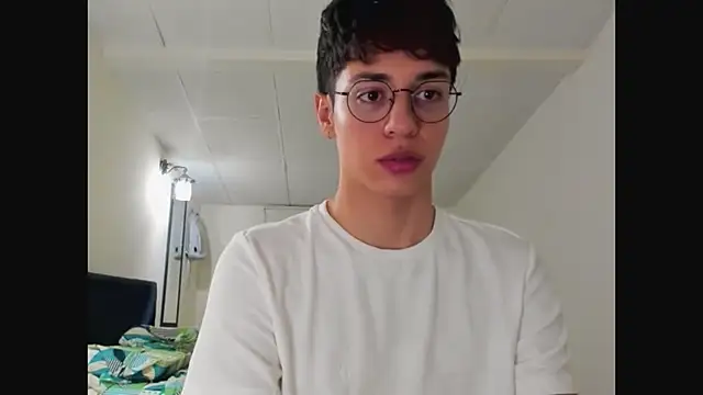 Онлайн чат XXX kkatract