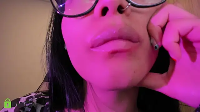 Czat XXX na żywo – alice-rausing