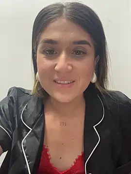 IsabelleMilan live XXX chat
