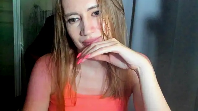 JessFoxxx Adlı Modelin Canlı XXX Sohbeti