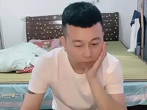 zzj_4718 即時 XXX 聊天