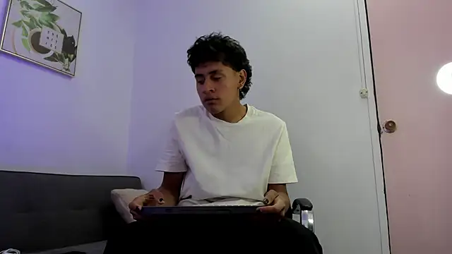 Chat +18 de Joshua_Fox ao vivo