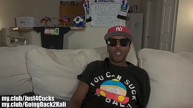 boomboomr00m's Webcam Show