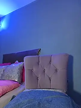 Chat XXX en directo de karlablue_