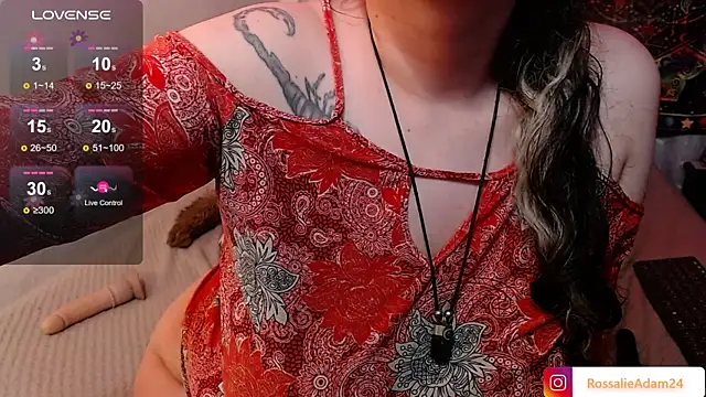 Živý XXX chat RossalieAdam24