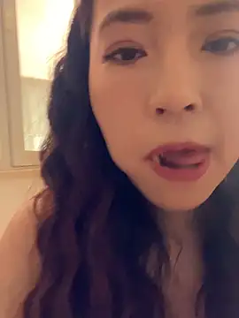 แชท XXX สดของ mimi_181