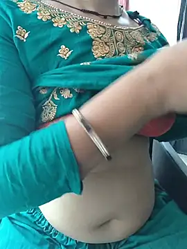 Miss_Sakina élő XXX-chatje