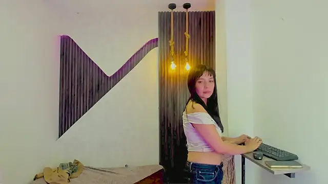 CattsyCatt's Live XXX Chat