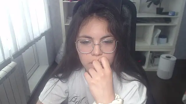 XXX chat uživo modela Anda_here