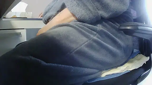 suedel65 live XXX chat