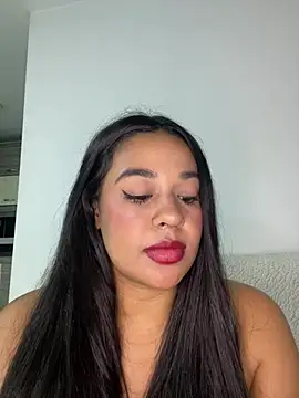 Aitana98_ Adlı Modelin Canlı XXX Sohbeti