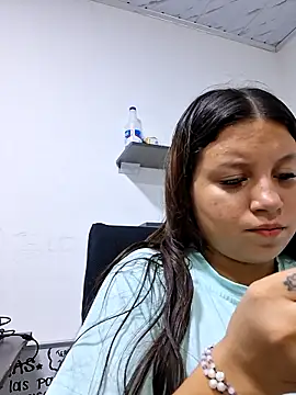purebreastmilk – Naživo XXX chat