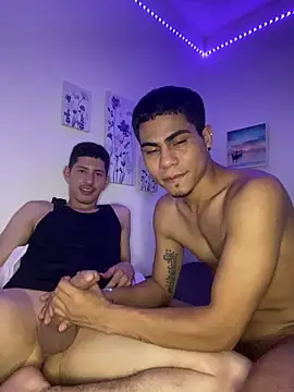 Chat XXX ao vivo de Danielkrdenass