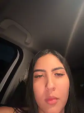 I_AM_SOPHIE_ Adlı Modelin Canlı XXX Sohbeti
