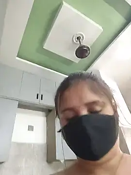 צ'אט XXX בשידור חי של Ruhi_07
