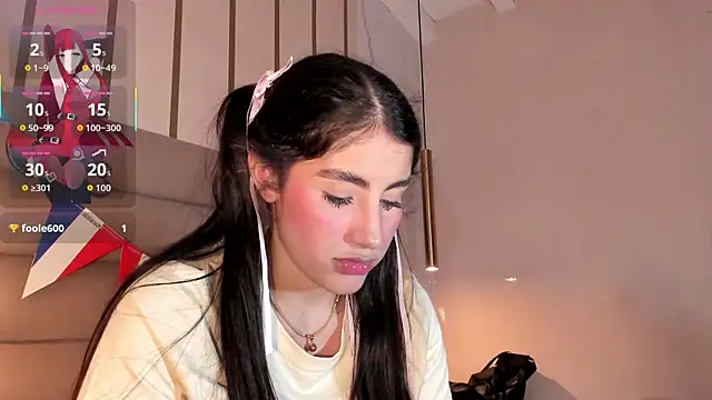 צ'אט XXX בשידור חי של IsabelaStefano
