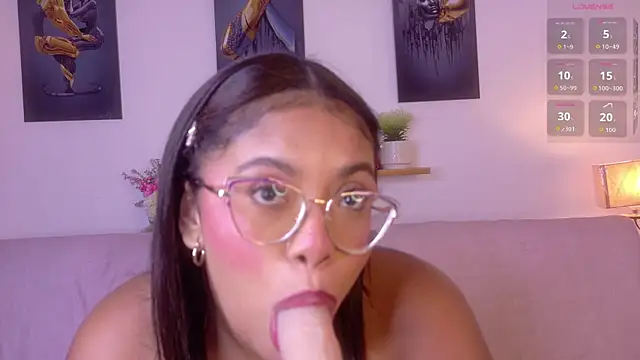 nairagold_ – Live XXX-chat