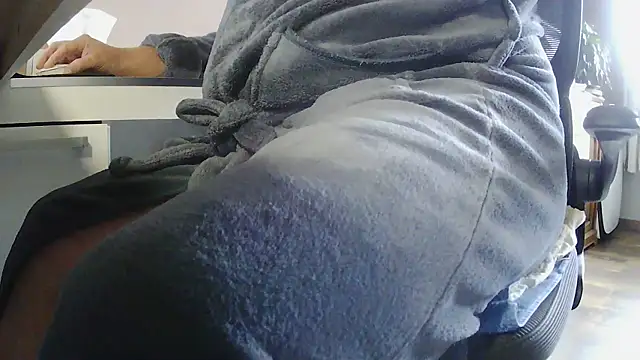 XXX chat uživo modela suedel65