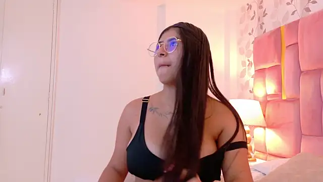 ScarletJons' Live XXX Chat