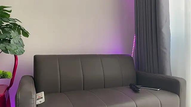 Chat XXX en directo de anahori__simon