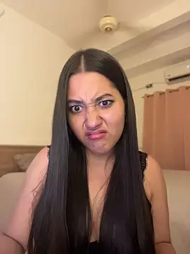 צ'אט XXX בשידור חי של Nhefertary