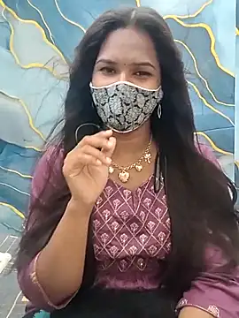 Tamil_Charu_: онлайн-секс-чат