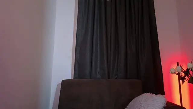 sexyladyy_ Adlı Modelin Canlı XXX Sohbeti