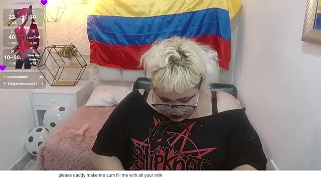 Echypyon_'s Live XXX Chat