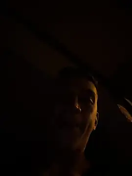OliverWest04 XXX чат на живо