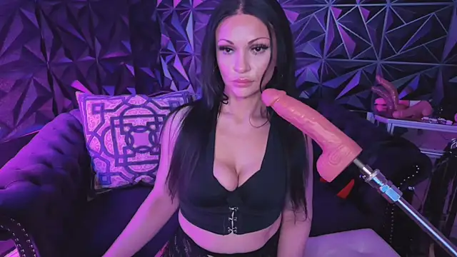 NatashaxoBangs 现场XXX聊天