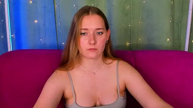 Chat +18 de AlinaVice ao vivo