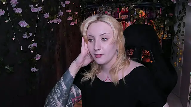 Czat XXX na żywo – AsheLucker